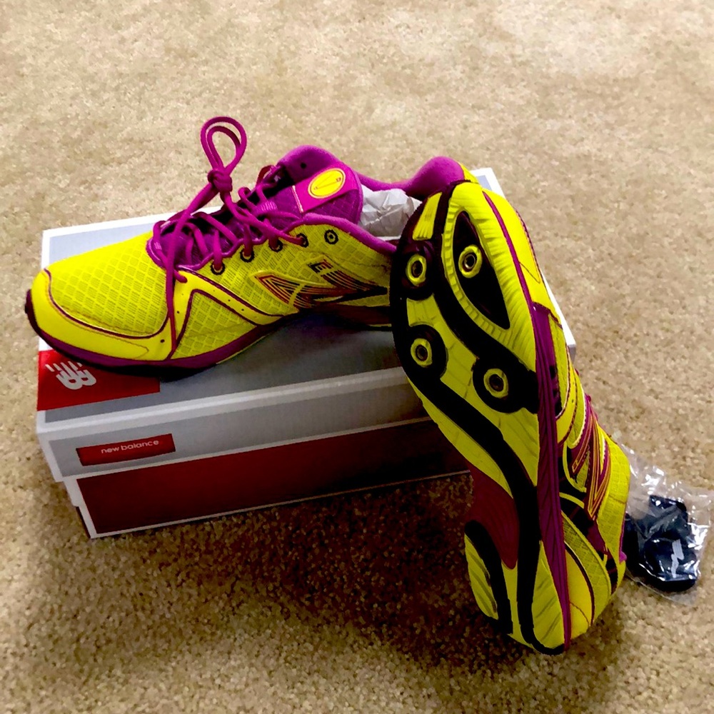 NEW New Balance Spikes cross country Training sneakers running 9.5